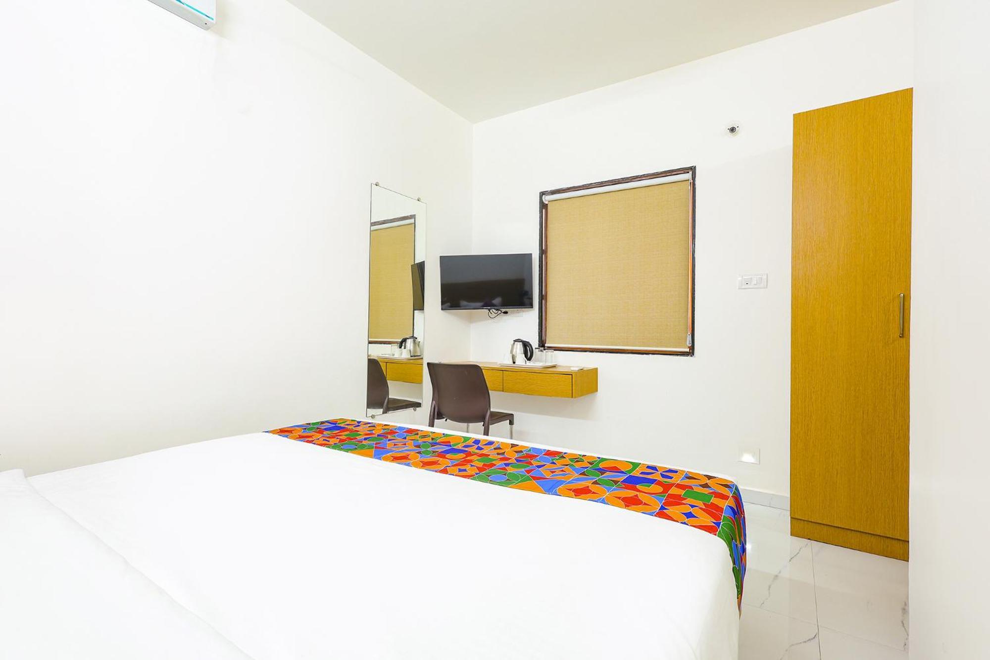Pednekar Plaza Hotel Baga